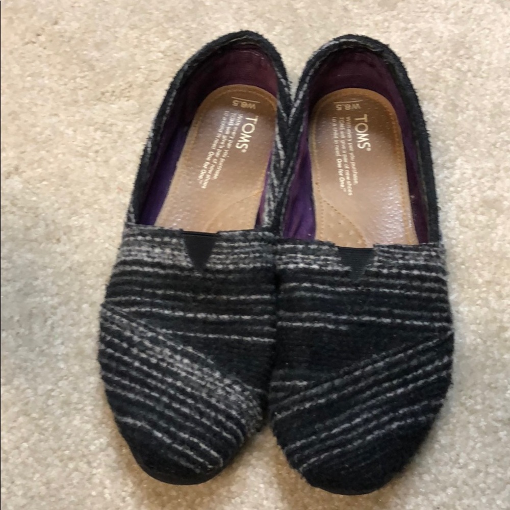 Black and gray Toms wood tweed slip on